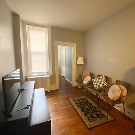 Clover 2900 - Apartment And Rooms With Private Bathroom Near Washington Ave South Philly Philadelphia Bagian luar foto